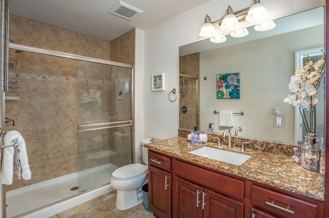 Building Photo - Beautiful Fully Furnished, 3 Bed/2 Bath Kai Ani Village Townhome