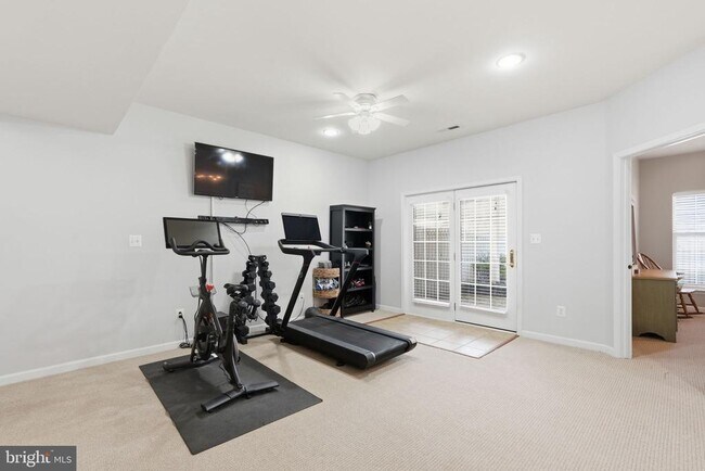 Building Photo - 20060 Northville Hills Terrace