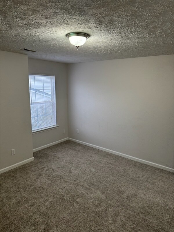 Building Photo - 1720 Portview Ct