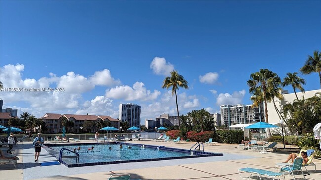 Building Photo - 3800 S Ocean Dr