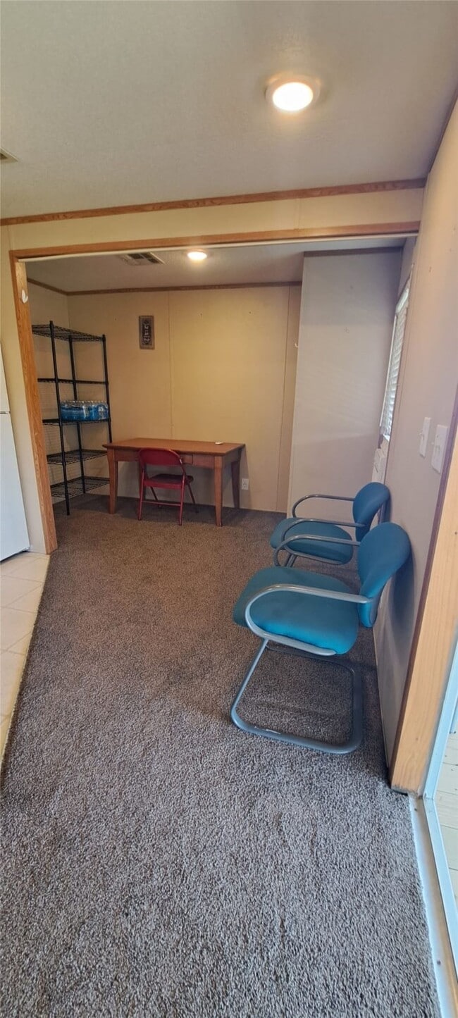 Building Photo - 21105 Briar Cove Cir