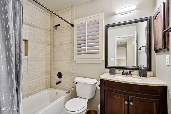 Building Photo - 14677 Spanish Point Dr