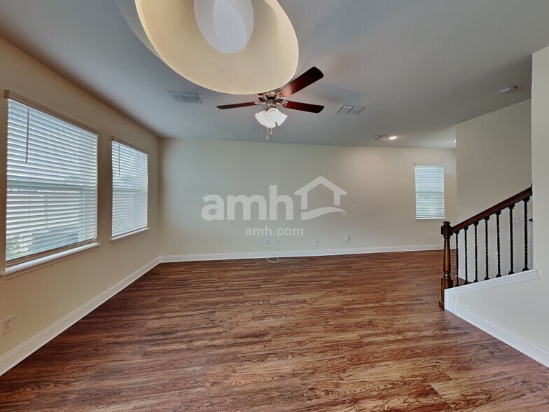 Building Photo - 6065 Little Blf Cir