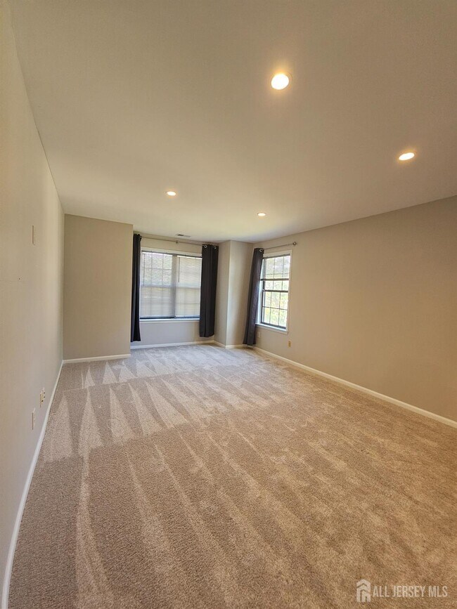 Building Photo - 2809 Ridgefield Ct