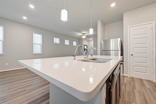 Building Photo - 1521 Beach Oak Dr