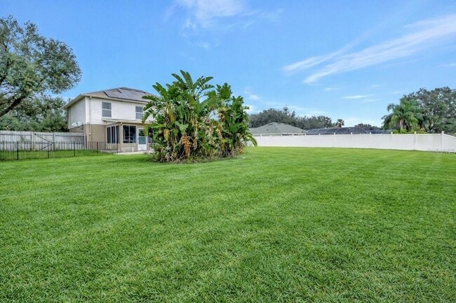 Building Photo - 16012 Lanesboro Ct