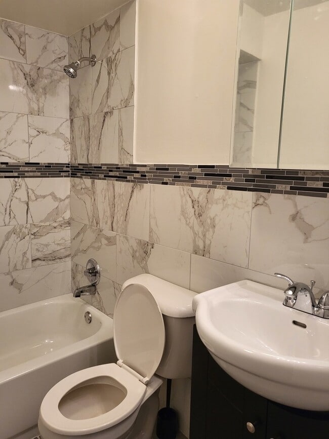 Building Photo - 1227 S Harlem Ave