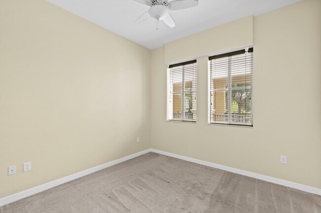 Building Photo - 2900 NW 125th Ave