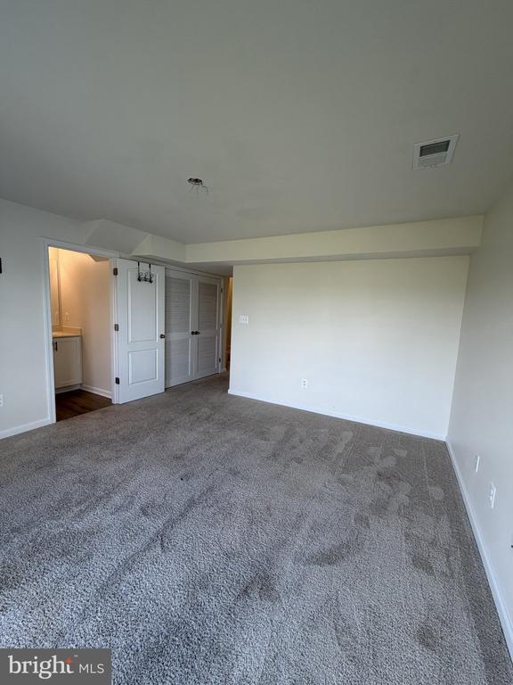 Building Photo - 40 Orch Grn Dr