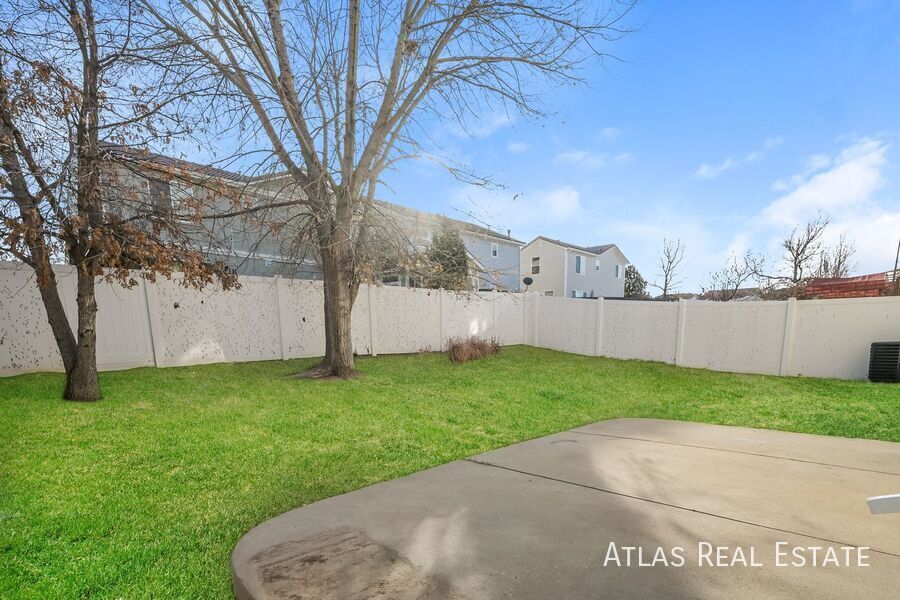 Building Photo - 4834 N Genoa St