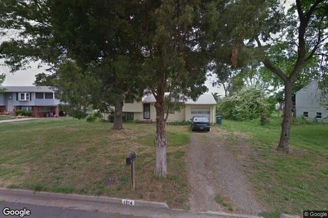 Primary Photo - 3 bedroom 1.5 bath