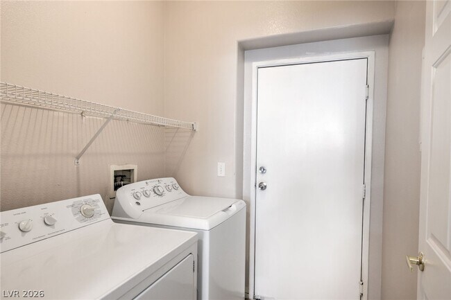 Building Photo - 7163 S Durango Dr