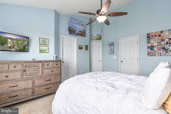 Building Photo - 2372 Battery Hill Cir