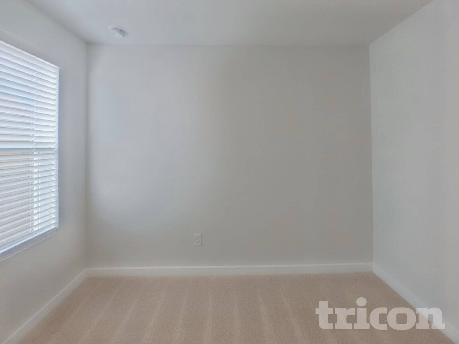 Building Photo - 604 Mountain Vw Dr