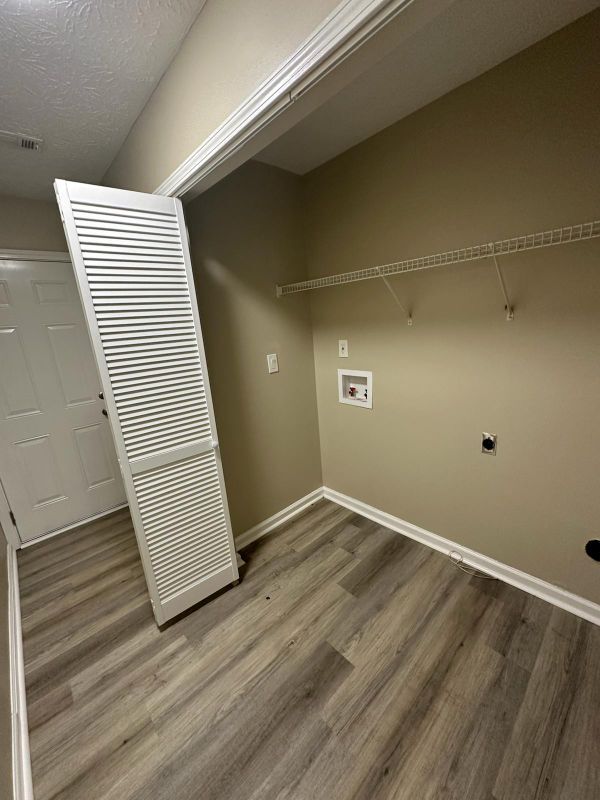 Building Photo - 10629 Pine Forest Ln