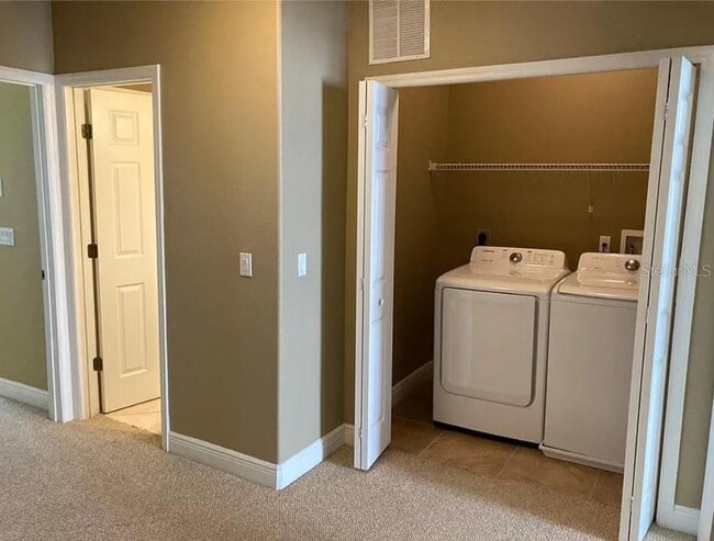 Building Photo - 517 Shining Armor Ln