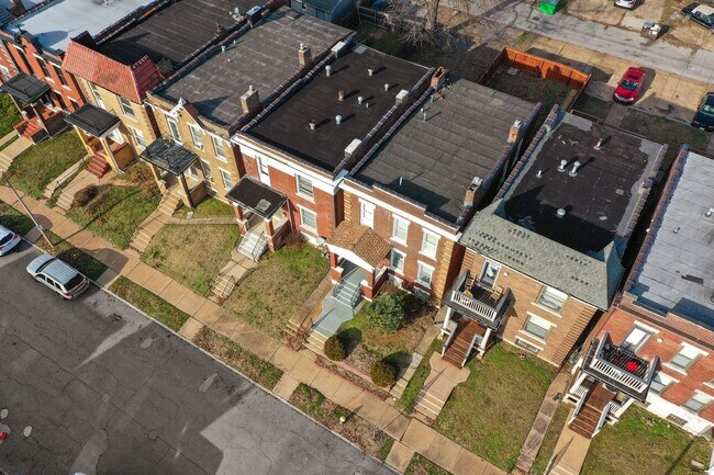 Building Photo - 2 Story Home in Botanical Heights (Optiona...