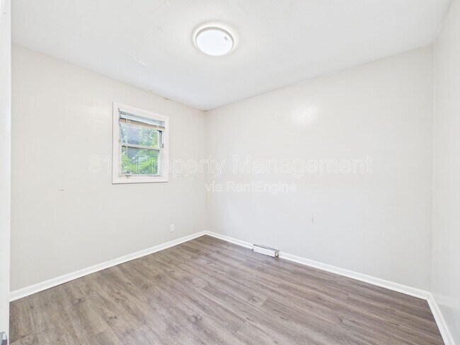 Building Photo - 8028 Montgall Ave
