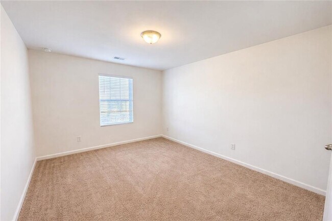 Building Photo - 5075 Minnow Ln