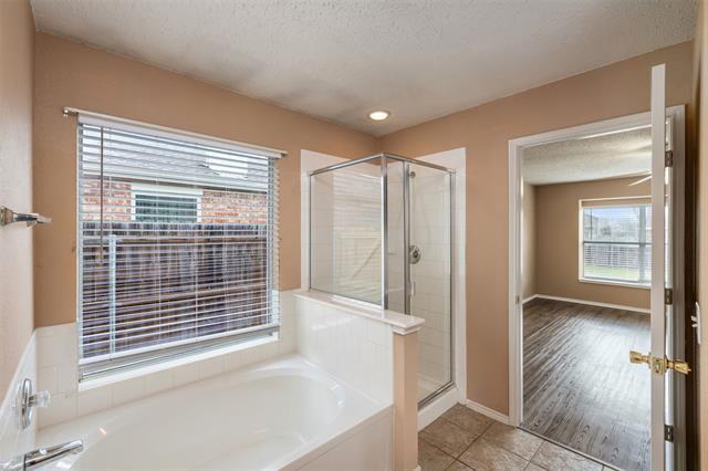 Building Photo - 206 Lakehurst Dr