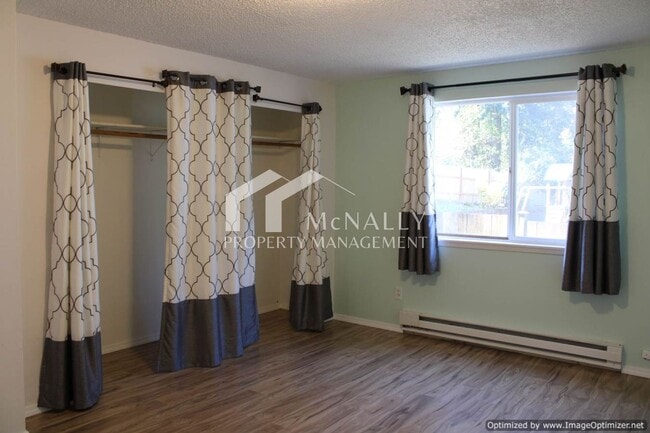 Building Photo - 3 Bedroom Port Orchard Rambler on a Cul-de-Sac