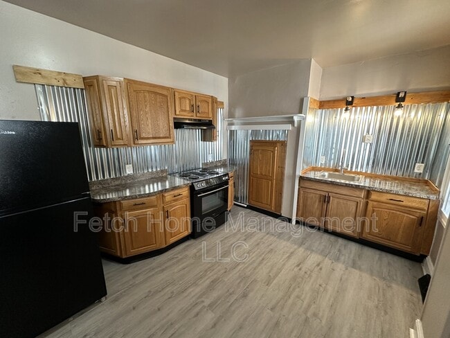 Building Photo - *356 Beaver Street