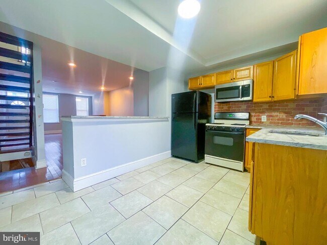 Building Photo - 2113 Mountain St