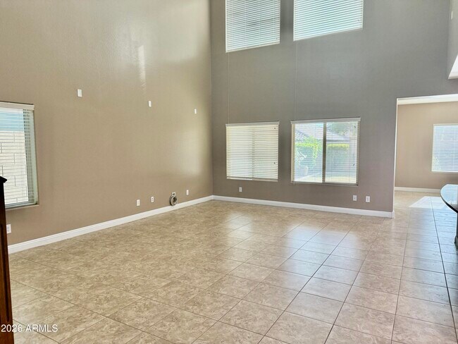 Building Photo - 10743 W Desert Elm Ln