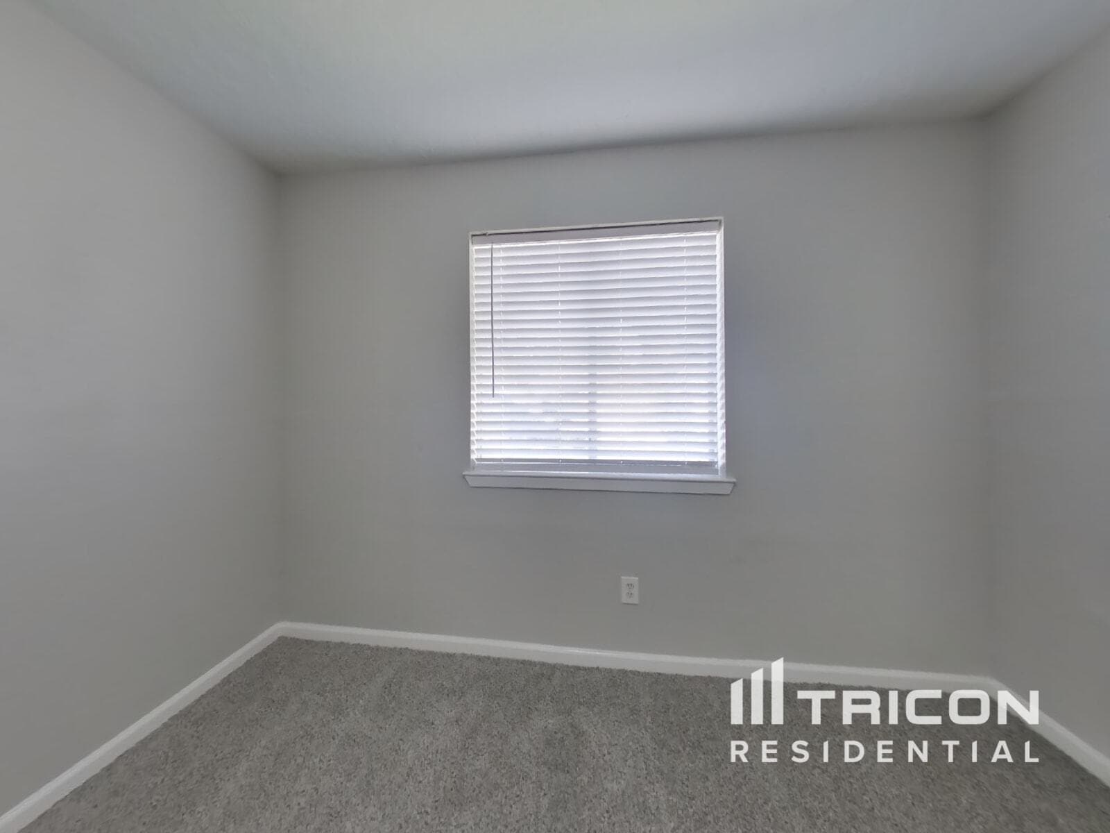 Building Photo - 8610 Orchard Ridge Ln