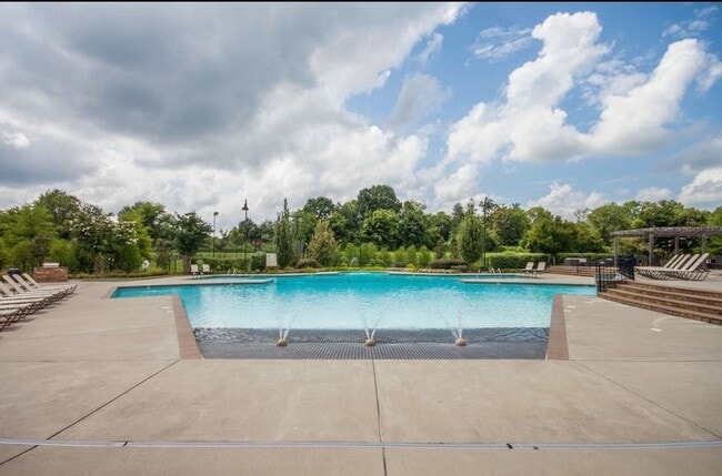 Building Photo - 3779 Wareham Dr