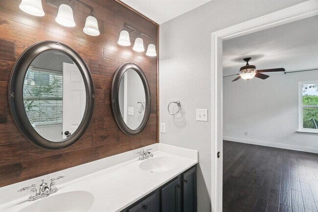 Building Photo - 11400 Fletcher Hall Ln