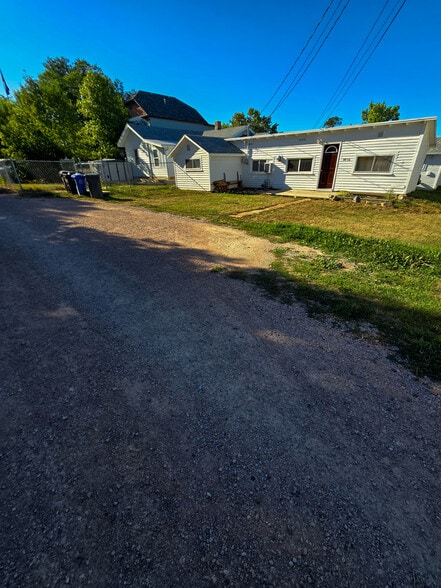 Building Photo - 515 E New York St