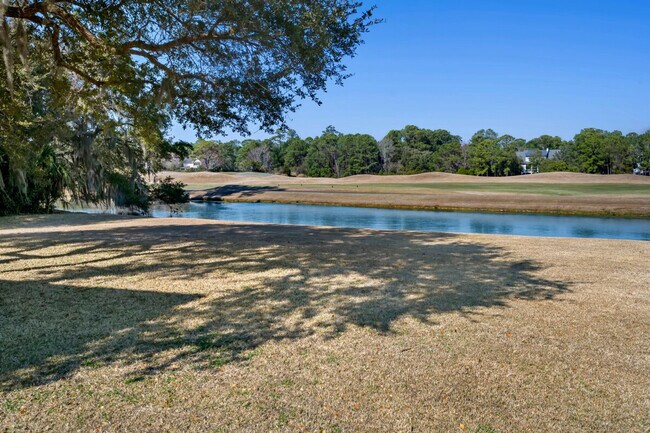 Building Photo - 773 Bonnyneck Dr