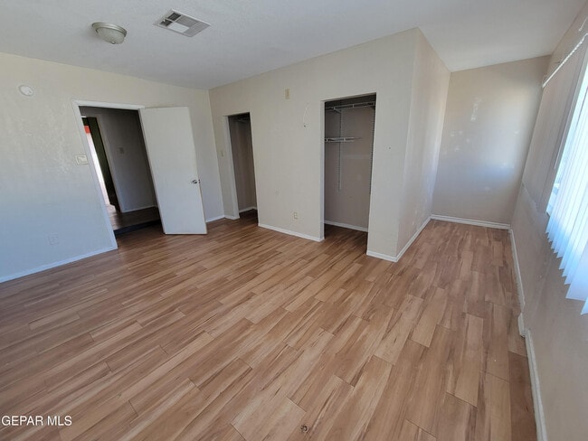 Building Photo - 7213 Alto Rey Ave