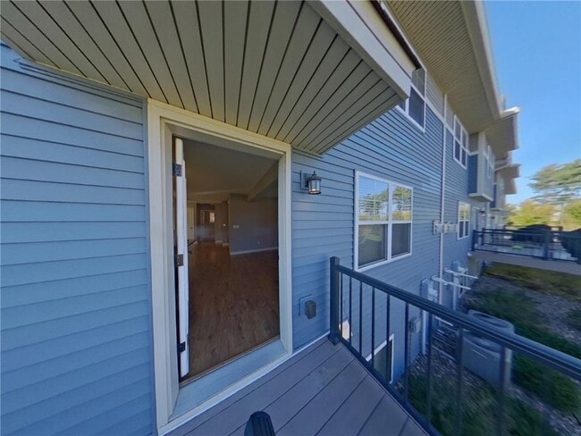 Building Photo - 9779 5th St Ln N