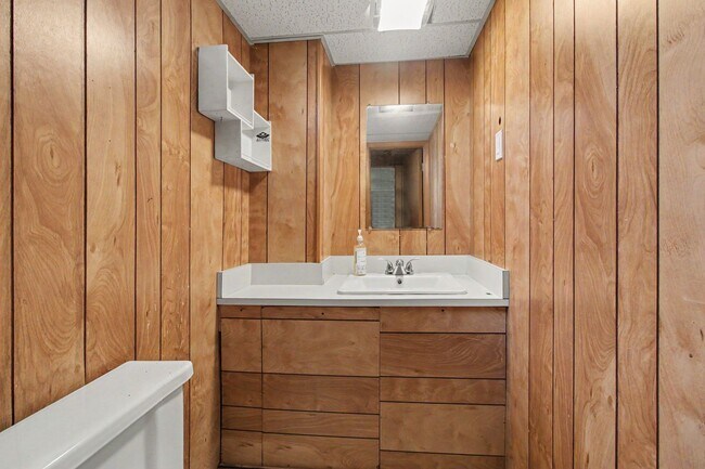 Building Photo - 29138 Hathaway