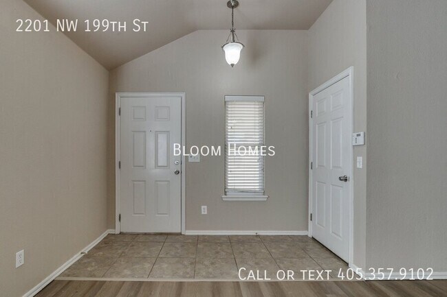 Building Photo - 2201 NW 199th St