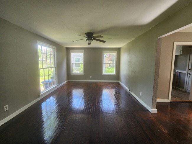 Building Photo - 4031 Ridgemoor Ave