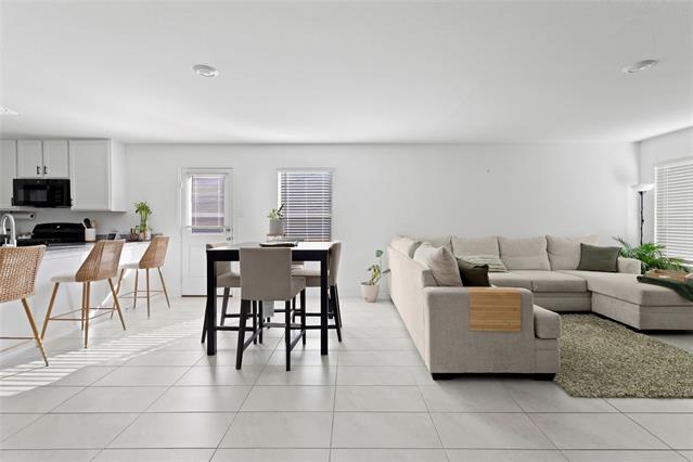 Building Photo - 9808 Trusler Rd