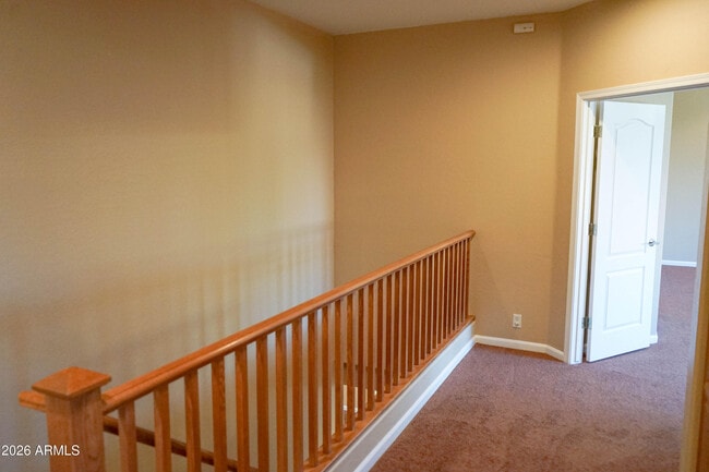 Building Photo - 541 N Danielson Way