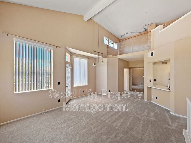 Building Photo - 2510 Jamacha Rd