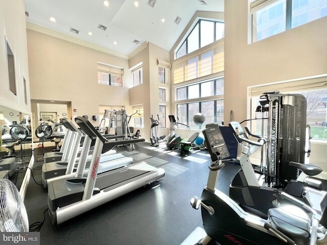 Building Photo - 3830 9th St N