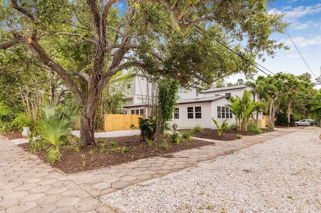 Building Photo - 106 OSE Rentals LLC