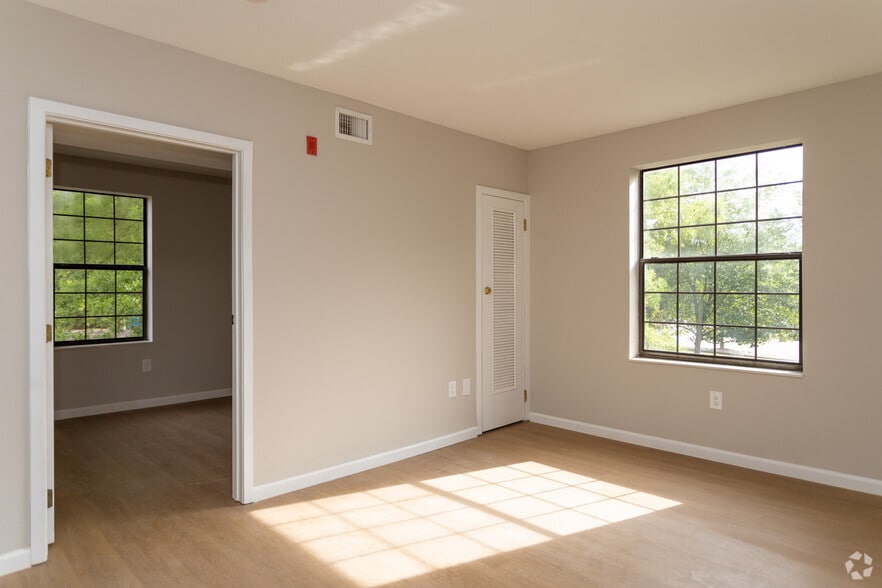 Flats at 87Ten 8710 Research Dr Charlotte NC 28262 Apartment Finder