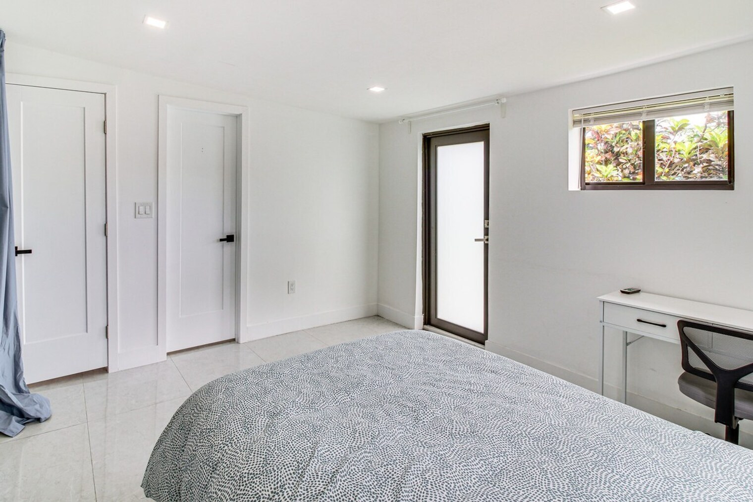 Building Photo - 6124 SW 64th Terrace