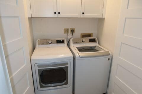 Building Photo - 104 Primrose Ln