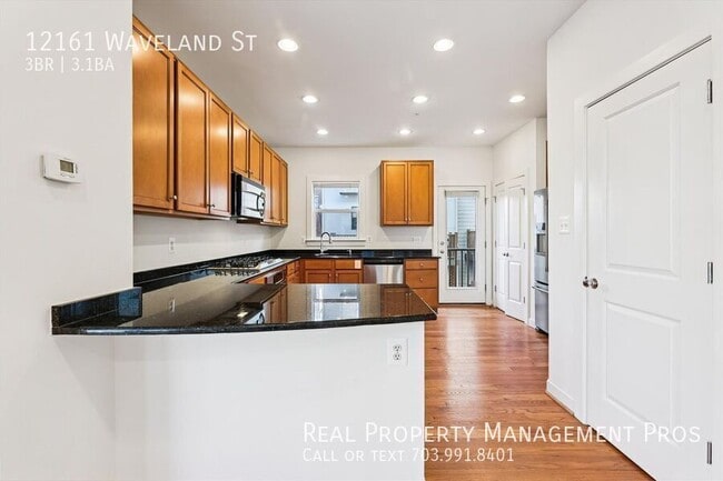 Building Photo - 12161 Waveland St