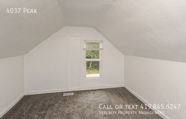 Building Photo - 4037 Peak-