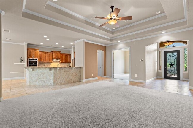 Building Photo - 17109 Northlake Hills Dr