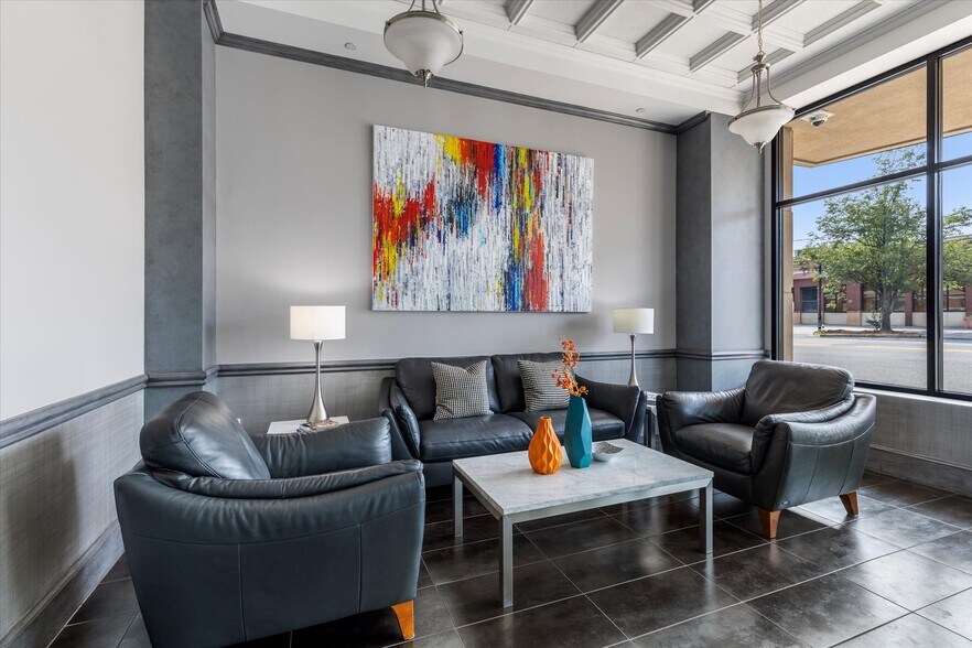 Building Photo - 1 Orient Way